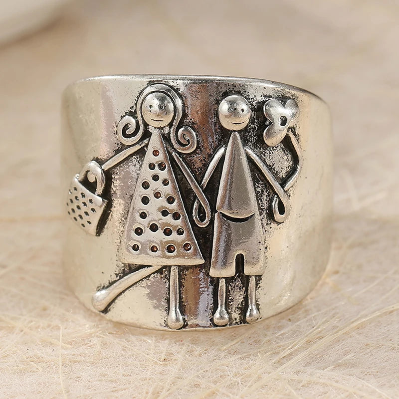 Vintage Silver-Plated Copper Ring – Sculpted Couple Holding Hands