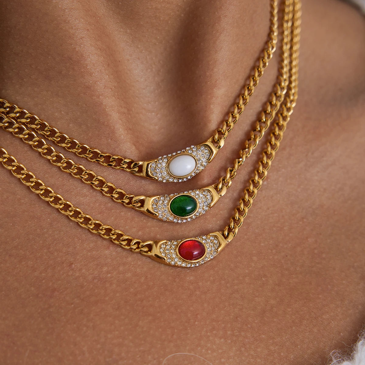 Vintage Glass Crystal Pendant Necklace – 18K Gold Plated Stainless Steel
