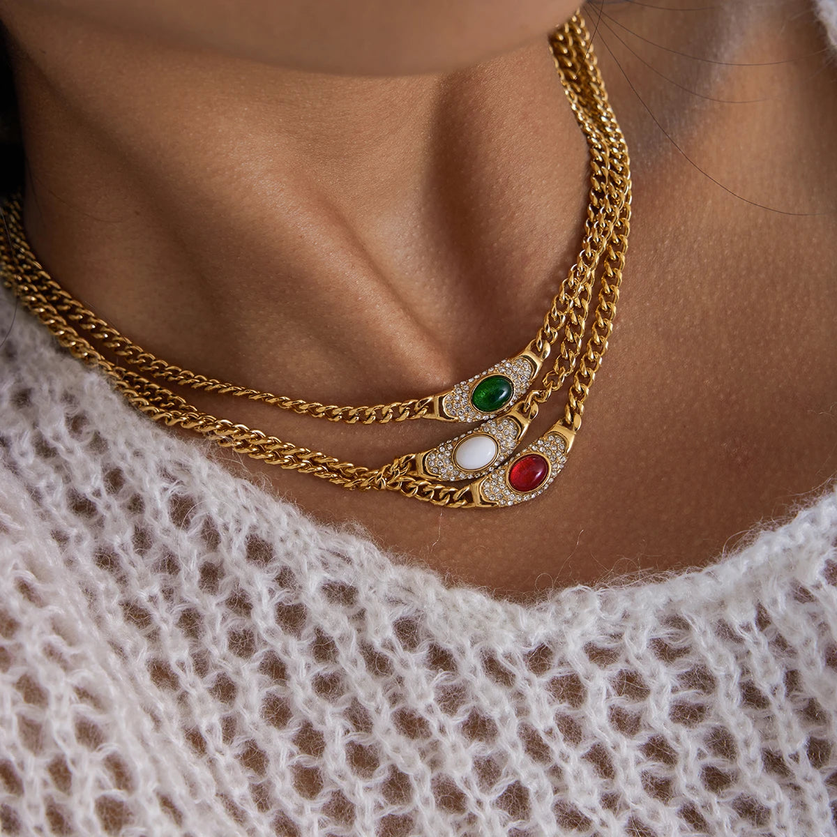 Vintage Glass Crystal Pendant Necklace – 18K Gold Plated Stainless Steel