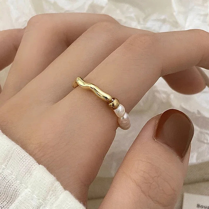 Natural Freshwater Pearl Elastic Rope Ring in Stainless Steel